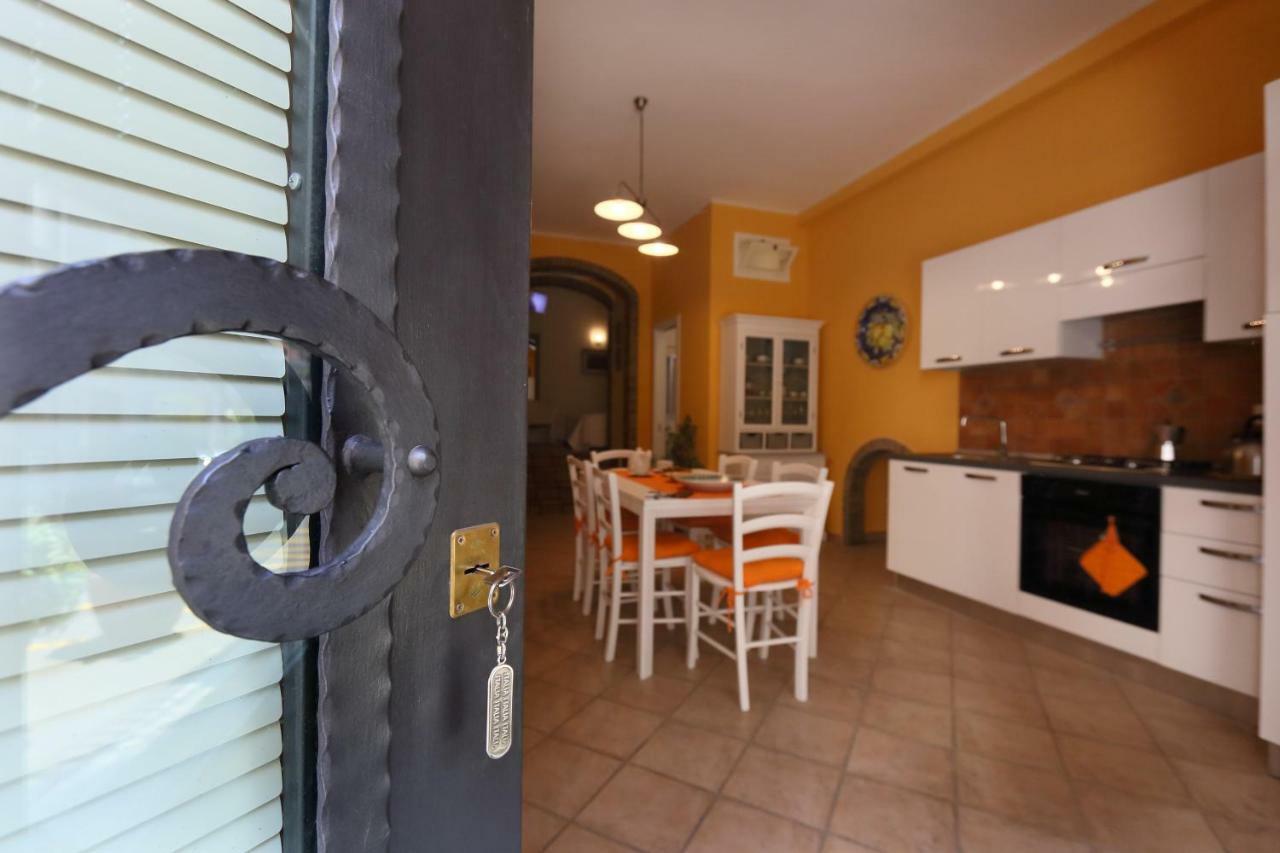 Apartamento Trinacria House Taormina Exterior foto